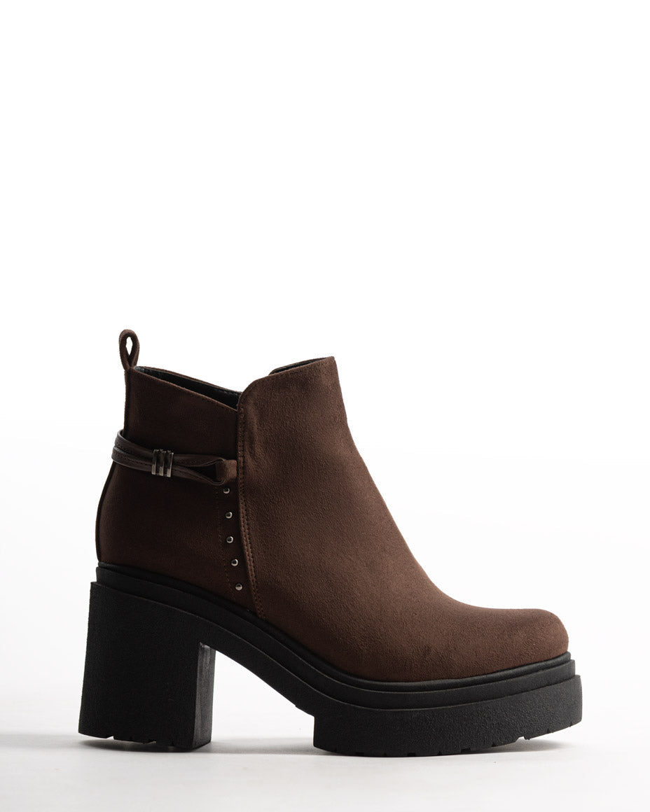 CHENDA BROWN - PURE VITAMIN SHOES