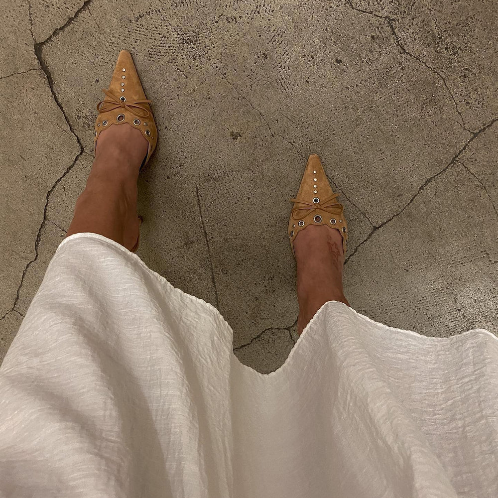 
                  
                    JAZMIN BEIGE
                  
                